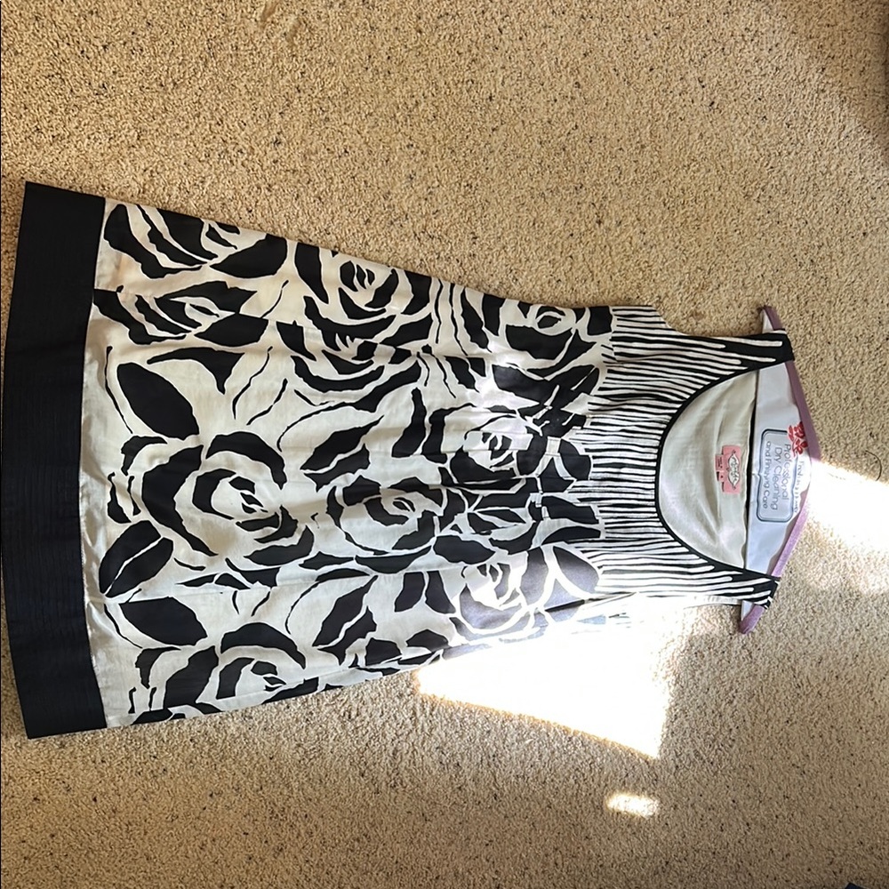 Floral Black and White Women's dress